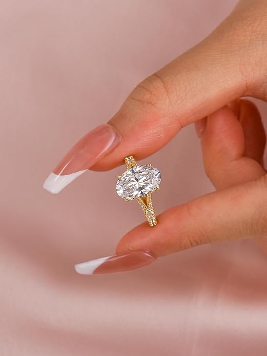 Ring 3.5 Carat Oval Cut with Split Shank, 5A Cubic Zirconia - Size 6