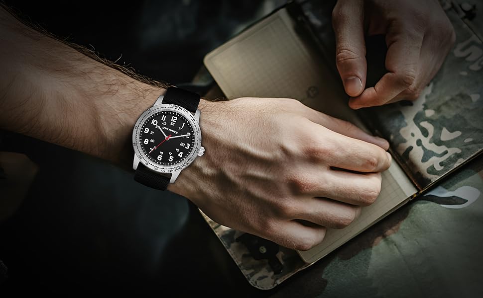 Men’s Watch Military Style Sporty Easy to Read Waterproof - Black